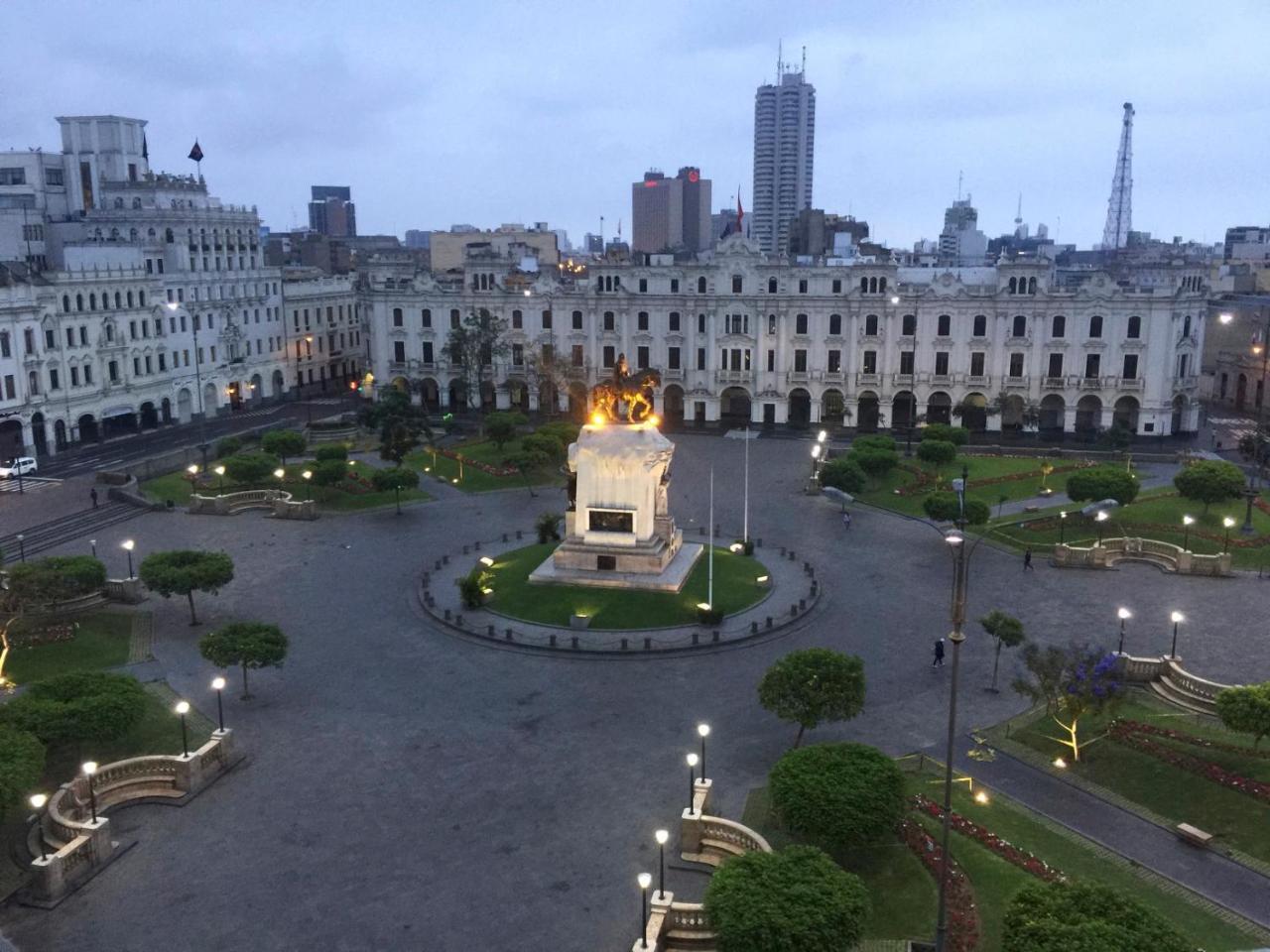 Heart Of Plaza San Martin - 2 Boutique * Lima